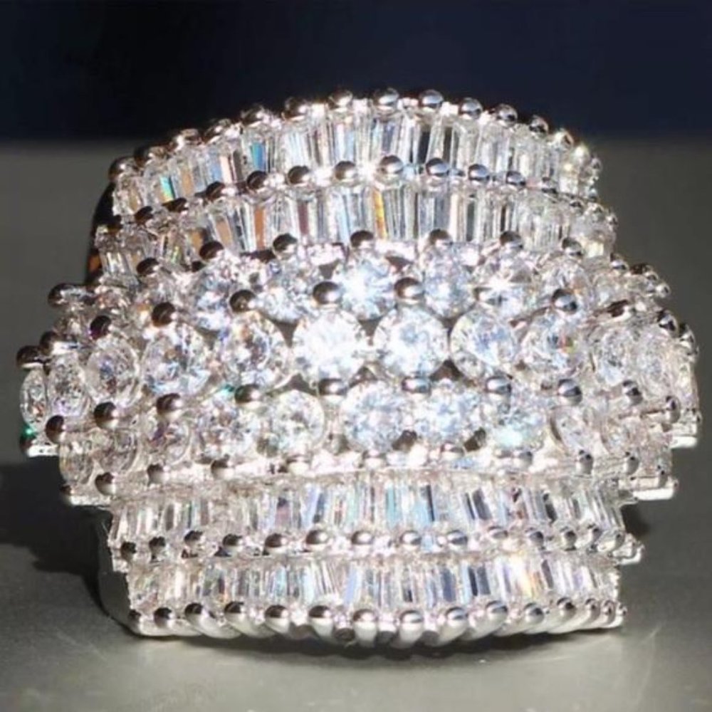 NEW 18 CT 925 SILVER PRINCESS CUT DIAMOND RING, CUTE RING, SHINY RING. - Picture 2 of 3